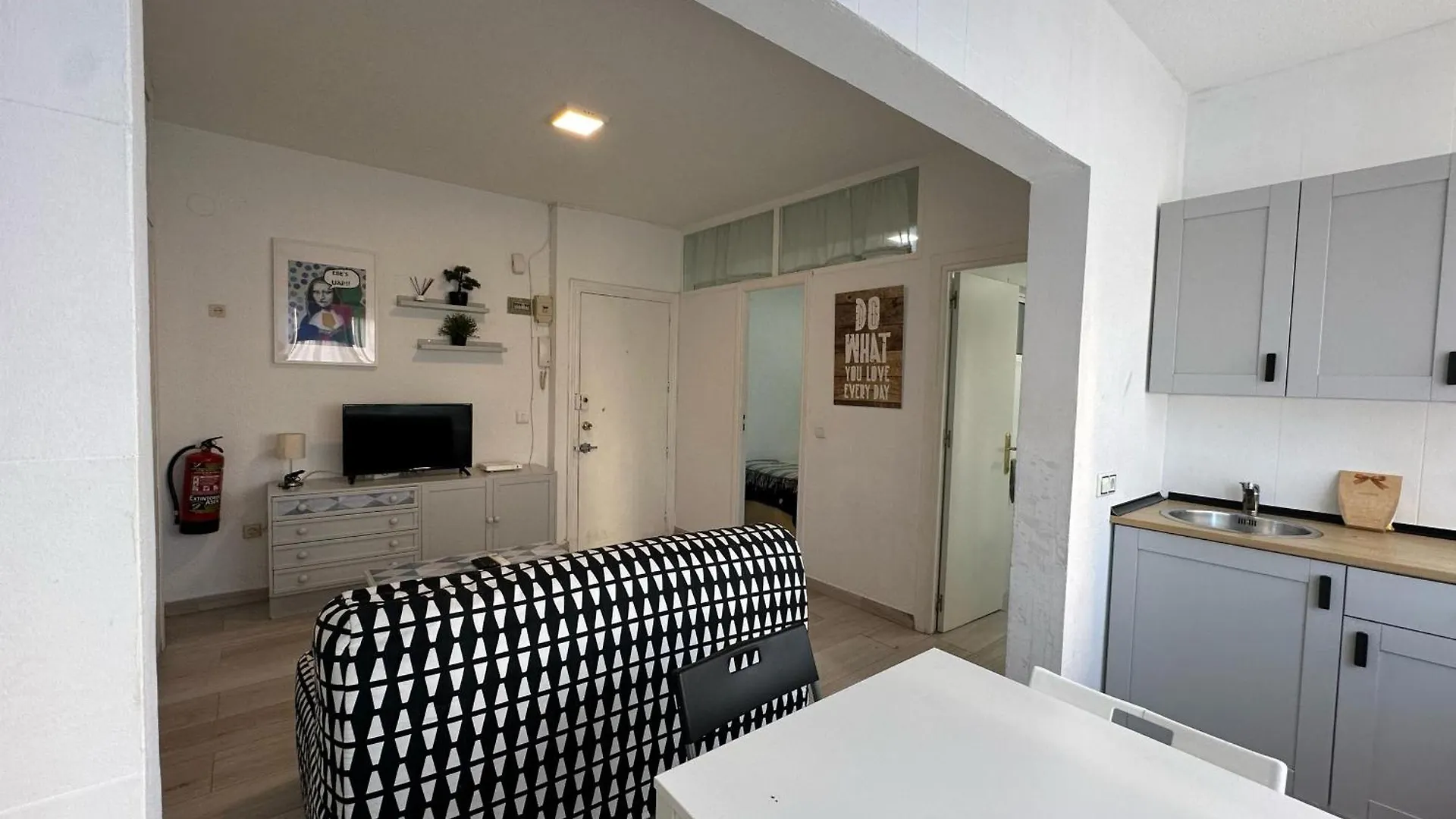 Cg131 - Centro 50 Metros, Playa 650 Metros, Wifi, Fire Stick Amazon Apartment Torremolinos